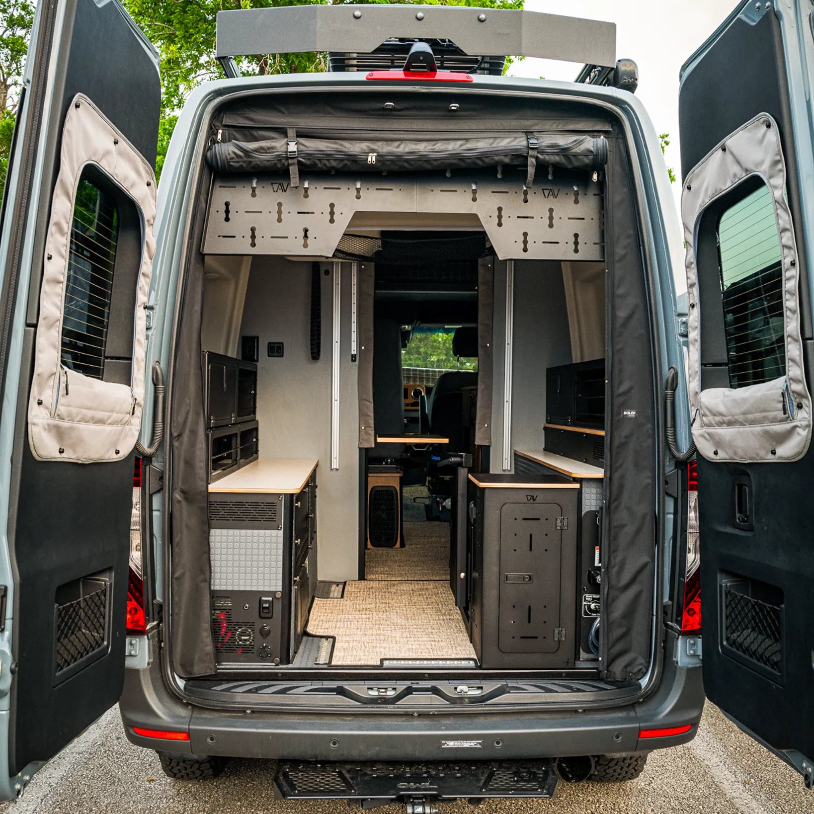 GLSS™ Passenger PRO - Bench for Winnebago Revel '25