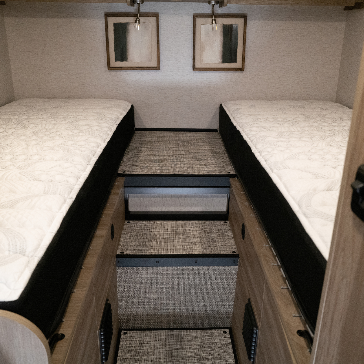 ULTRA Luxe Mattress - Winnebago Ekko