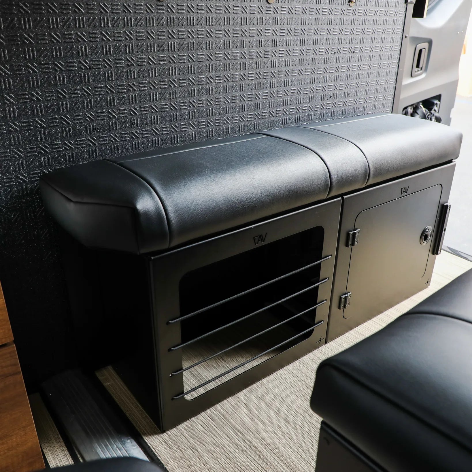 GLSS™ Passenger PRO - Bench for Storyteller Overland Mode & Mode LT