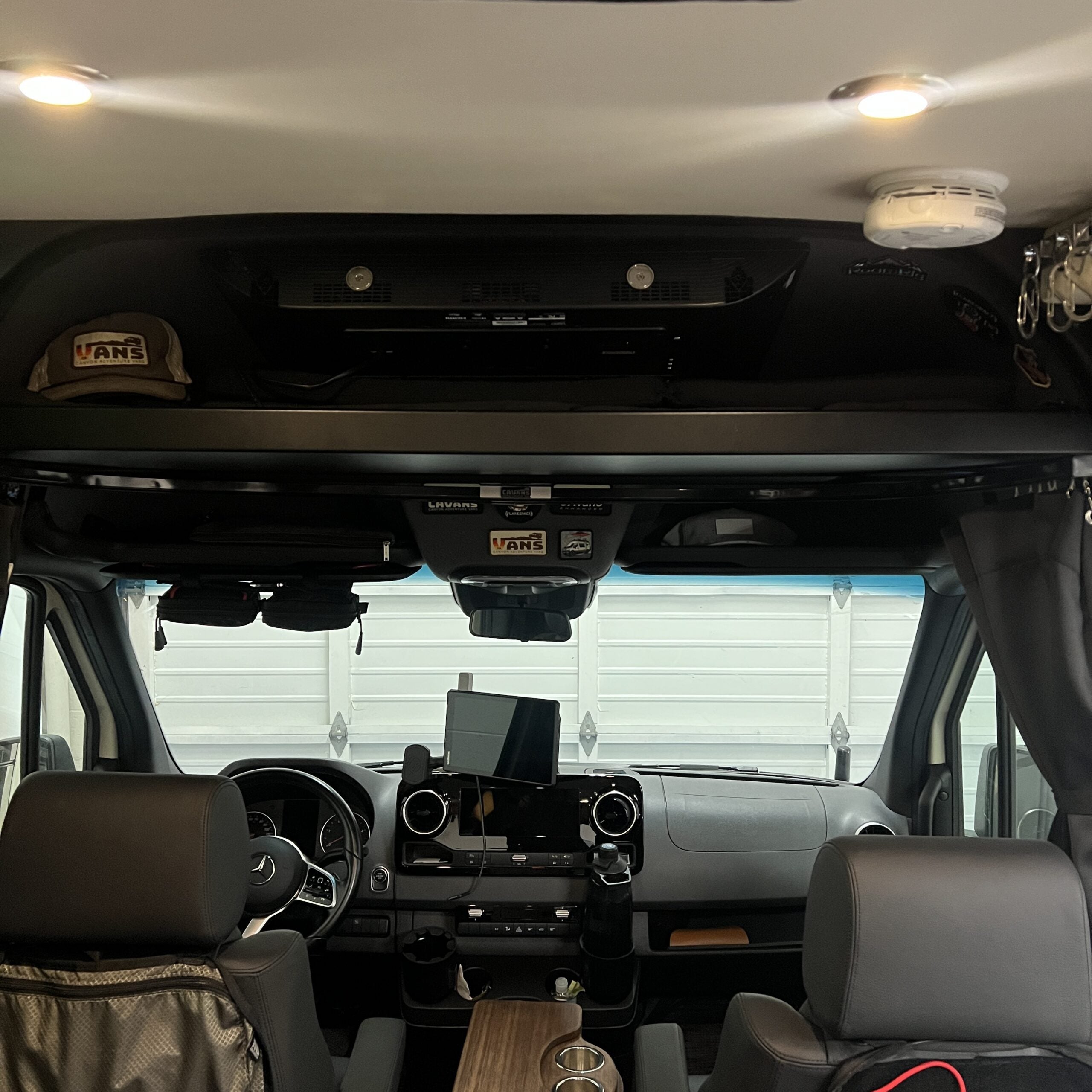 Headliner shelf, 2019+ Mercedes - source photo