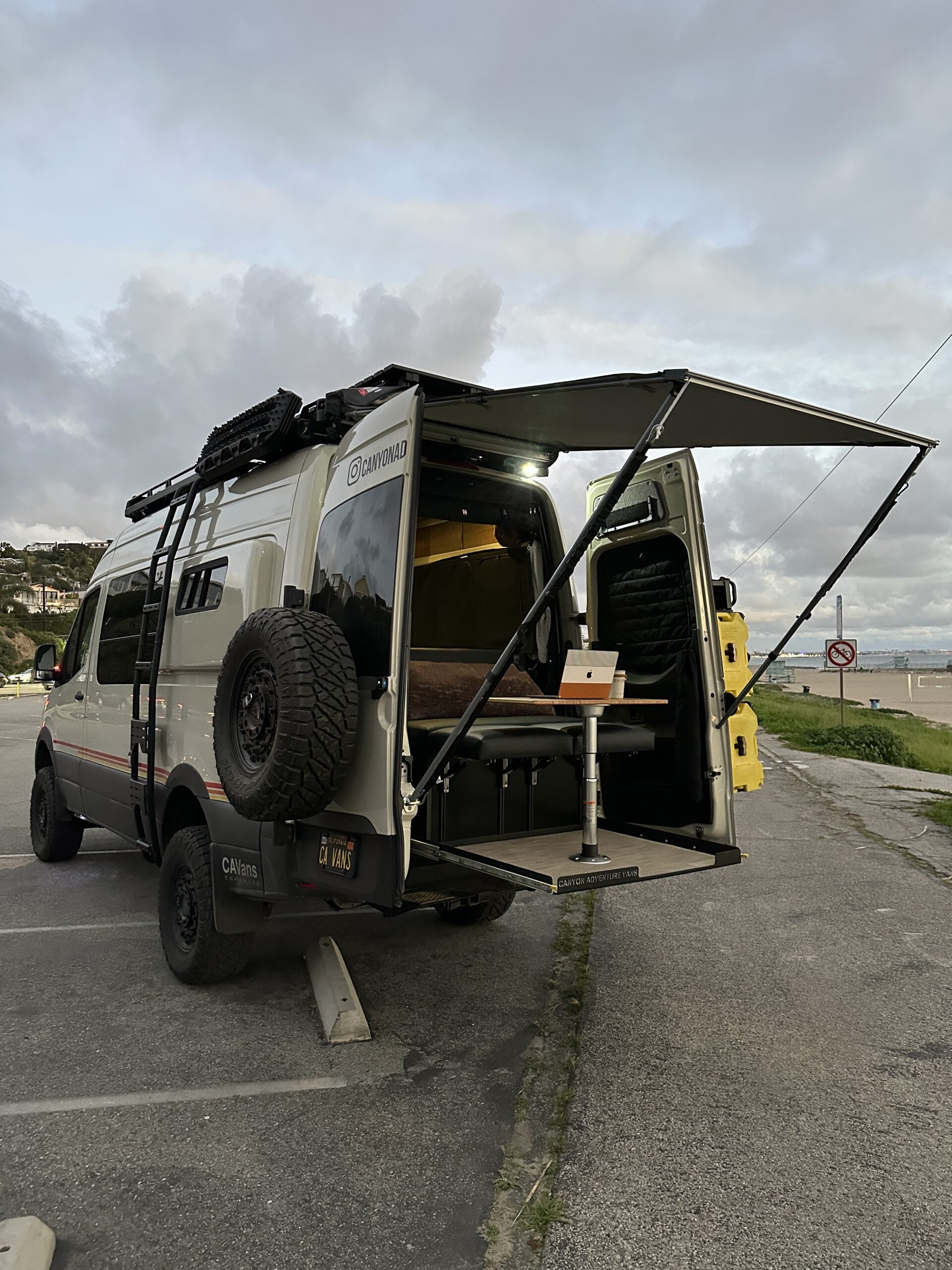 Rear Easy-Out Awning