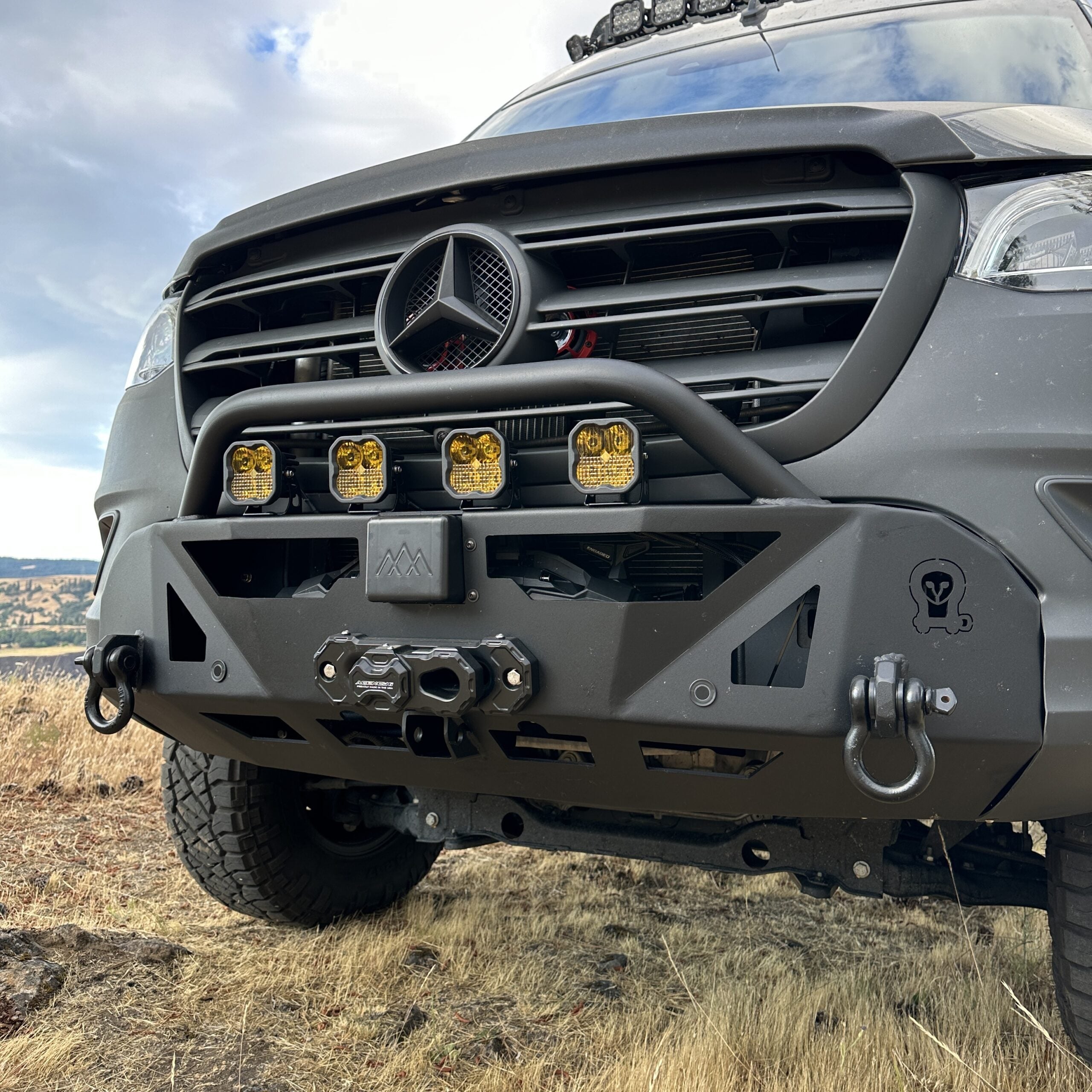 OWL Pismo Bumper + Winch