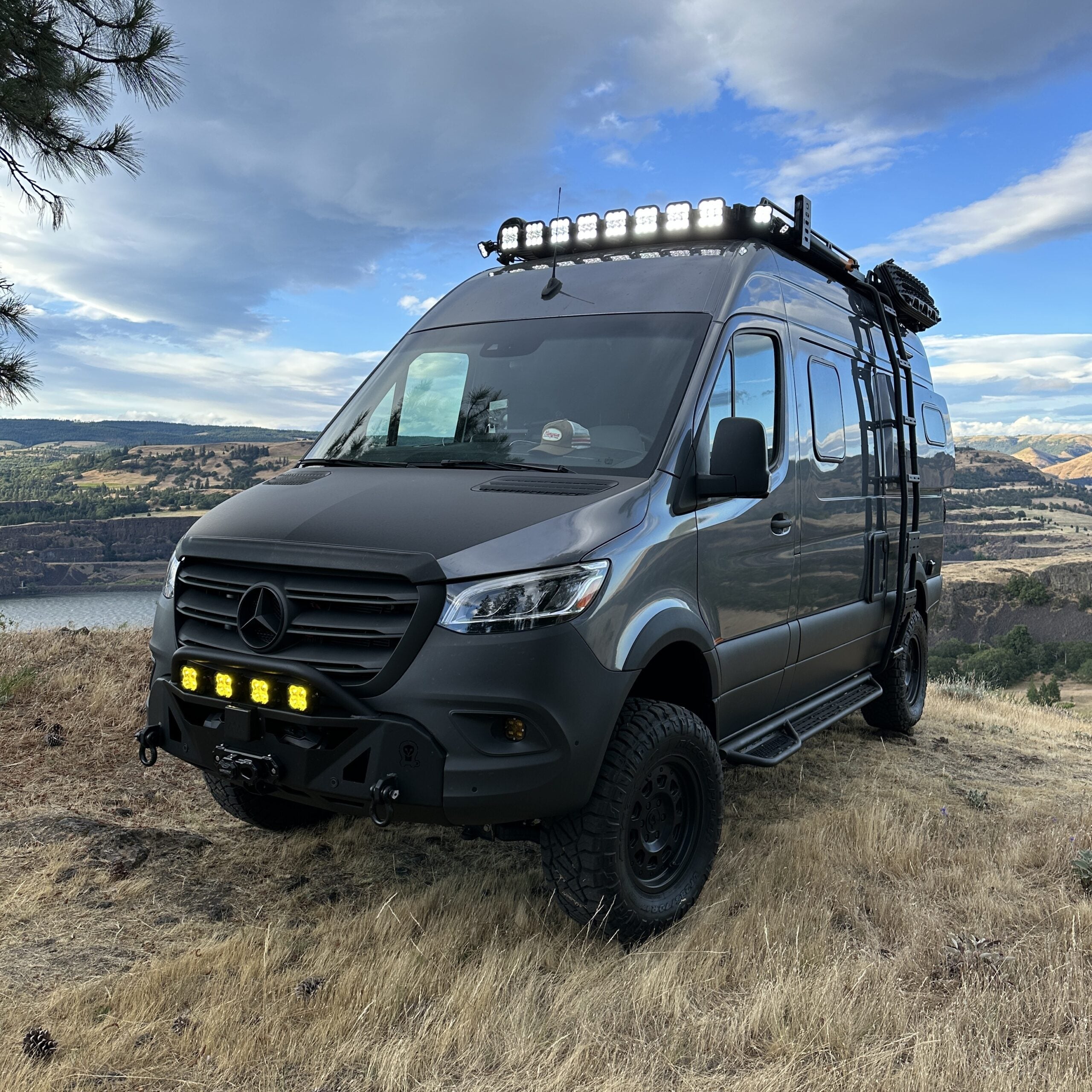 OWL Pismo Bumper + Winch