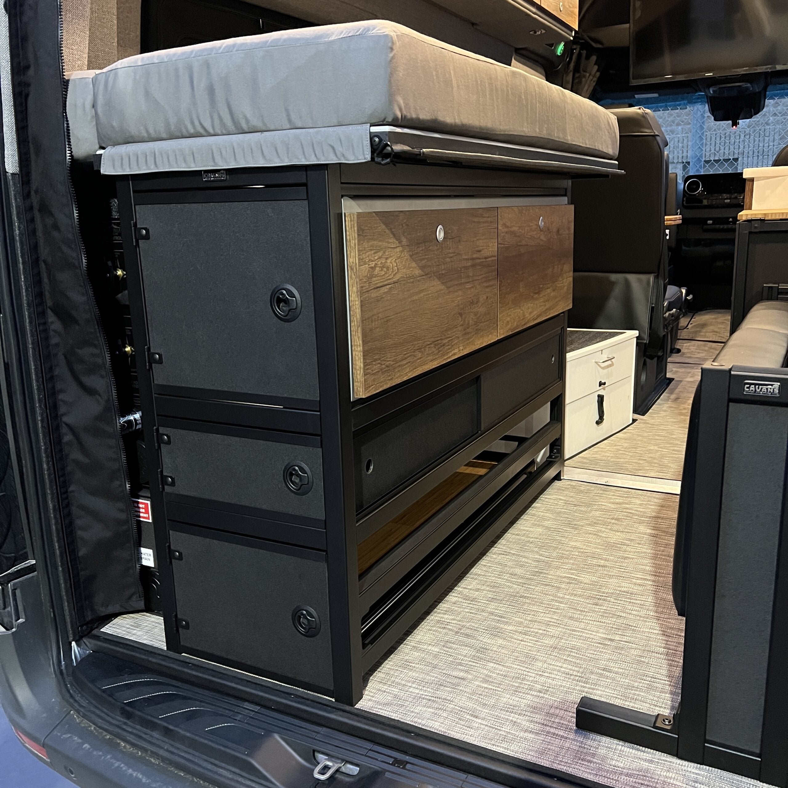 GSS™ 2.0 / Stows the Removable Overhead Cabinet in the new 2022+ Storyteller Modes