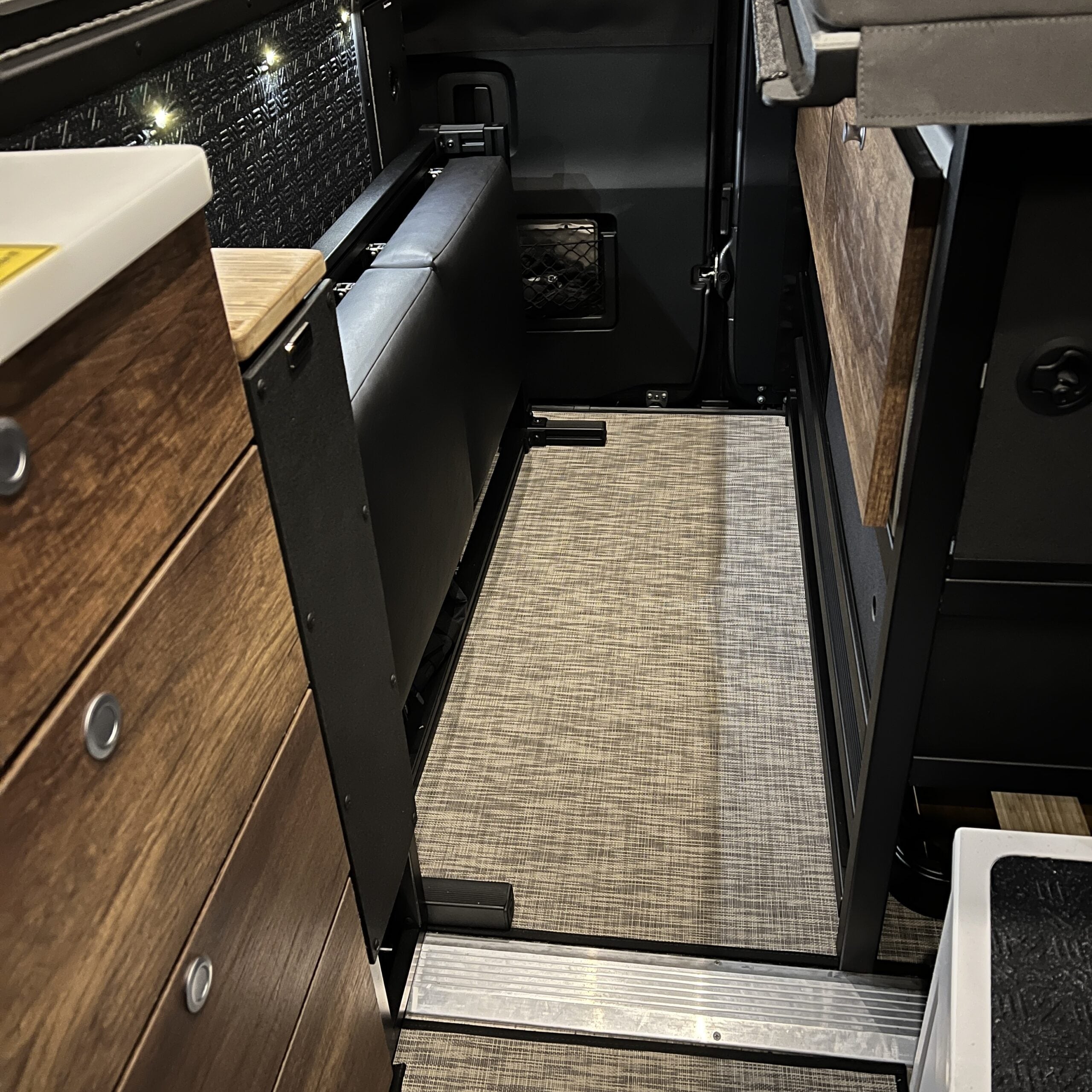 GSS™ 2.0 / CSS™ - Stows the Removable Overhead Cabinet in the new 2022+ Storyteller Modes