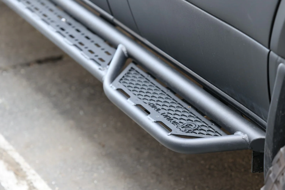 OWL Sprinter Side Steps rails