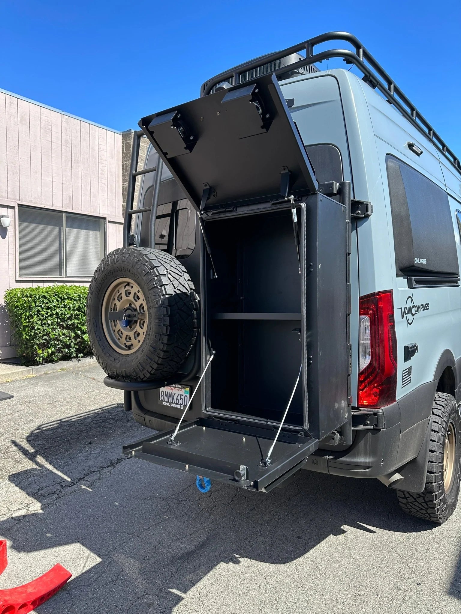 MONSTER BOX XL CARGO BOX