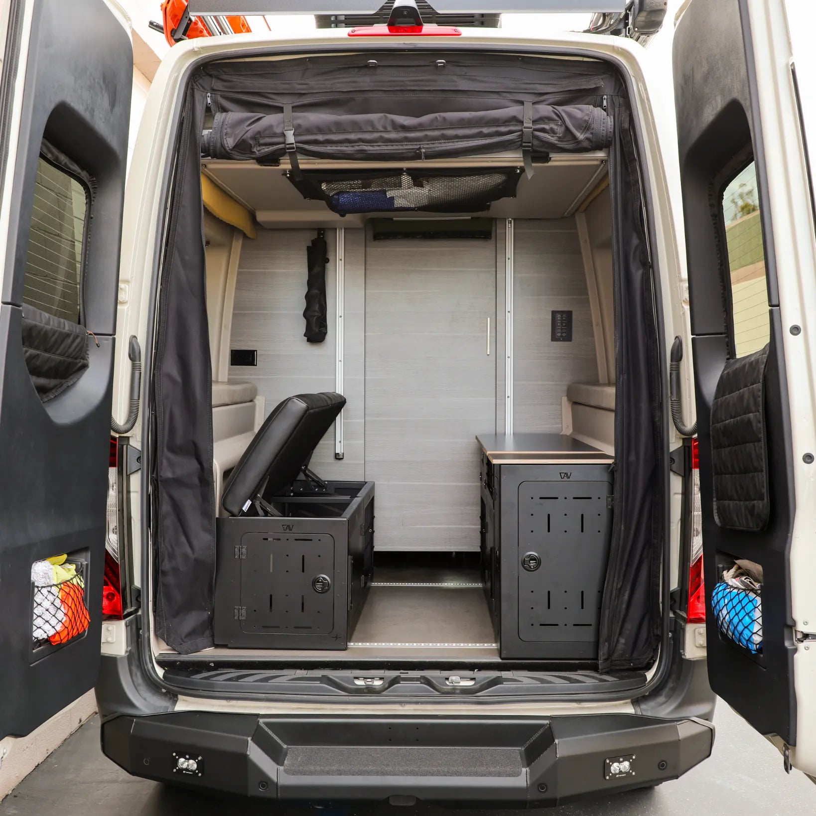 GLSS™ Passenger PRO - With Pull Out Desk and H2O Box For Jayco Terrain / Entegra Launch