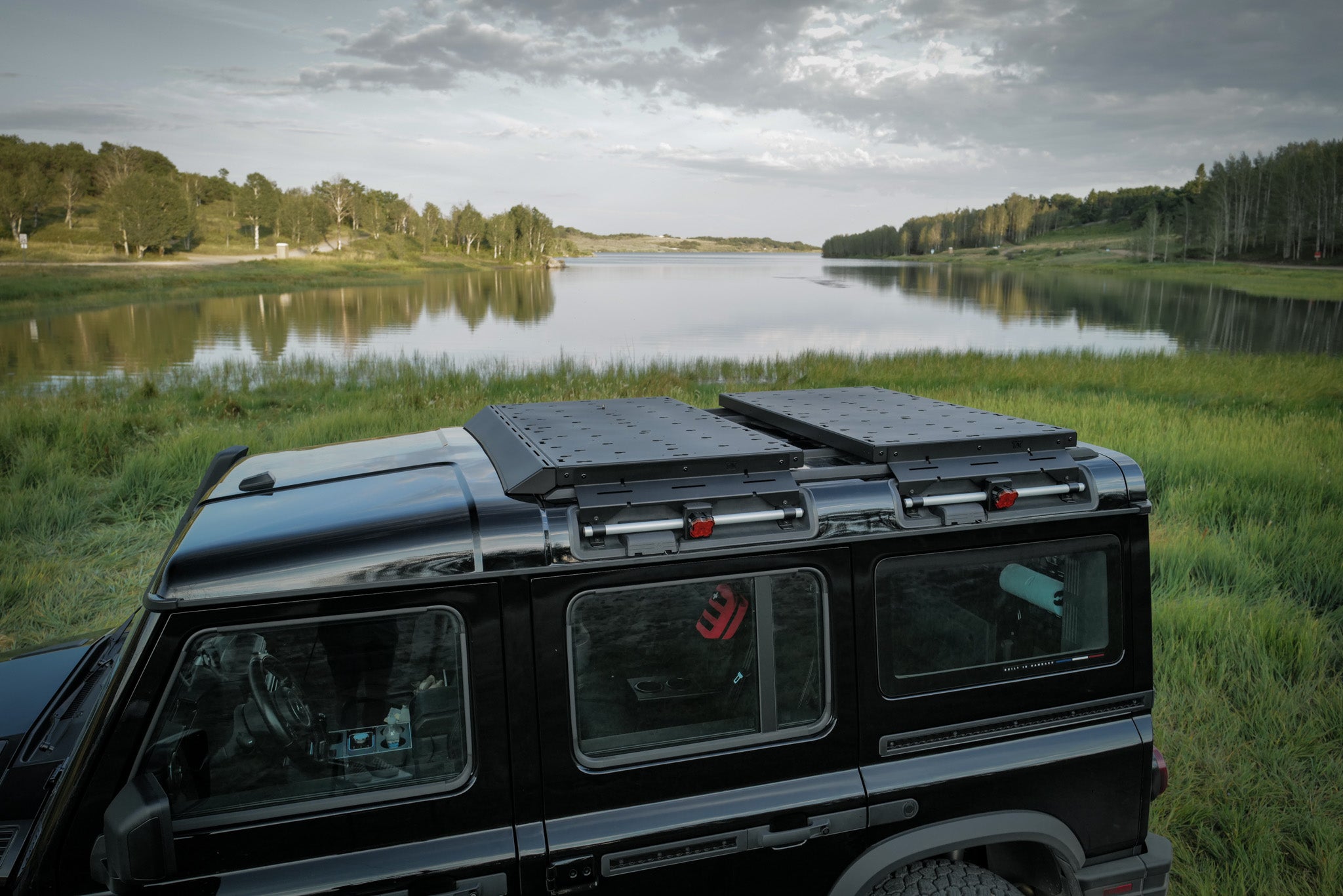 INEOS Grenadier + Quartermaster Roof platform for with mounting holes