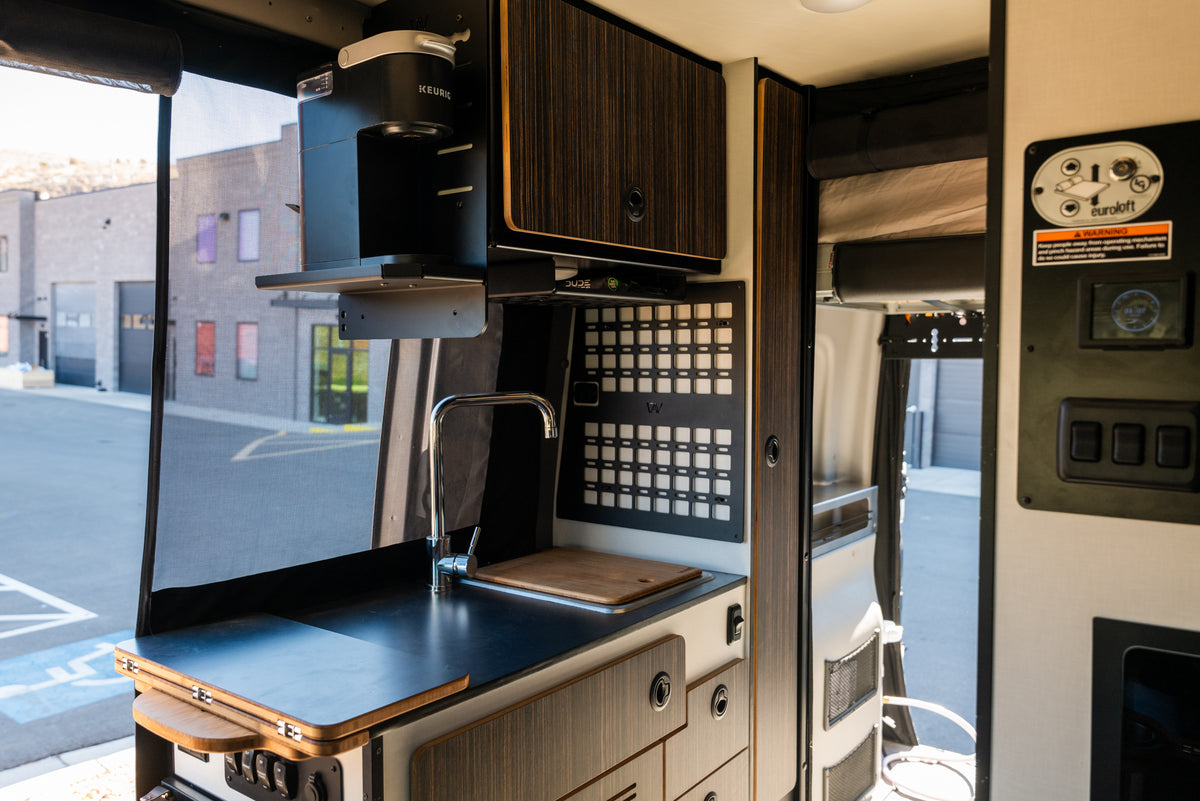 2022 Winnebago Revel