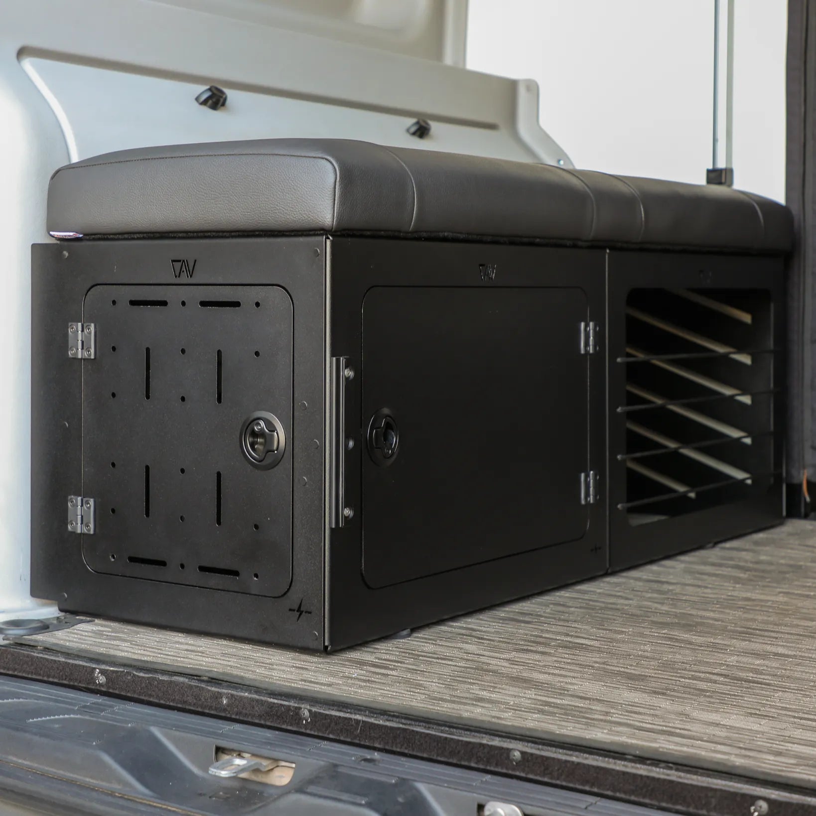 GLSS™ Driver PRO - Garage Lounge Storage System for Tiffin GH1