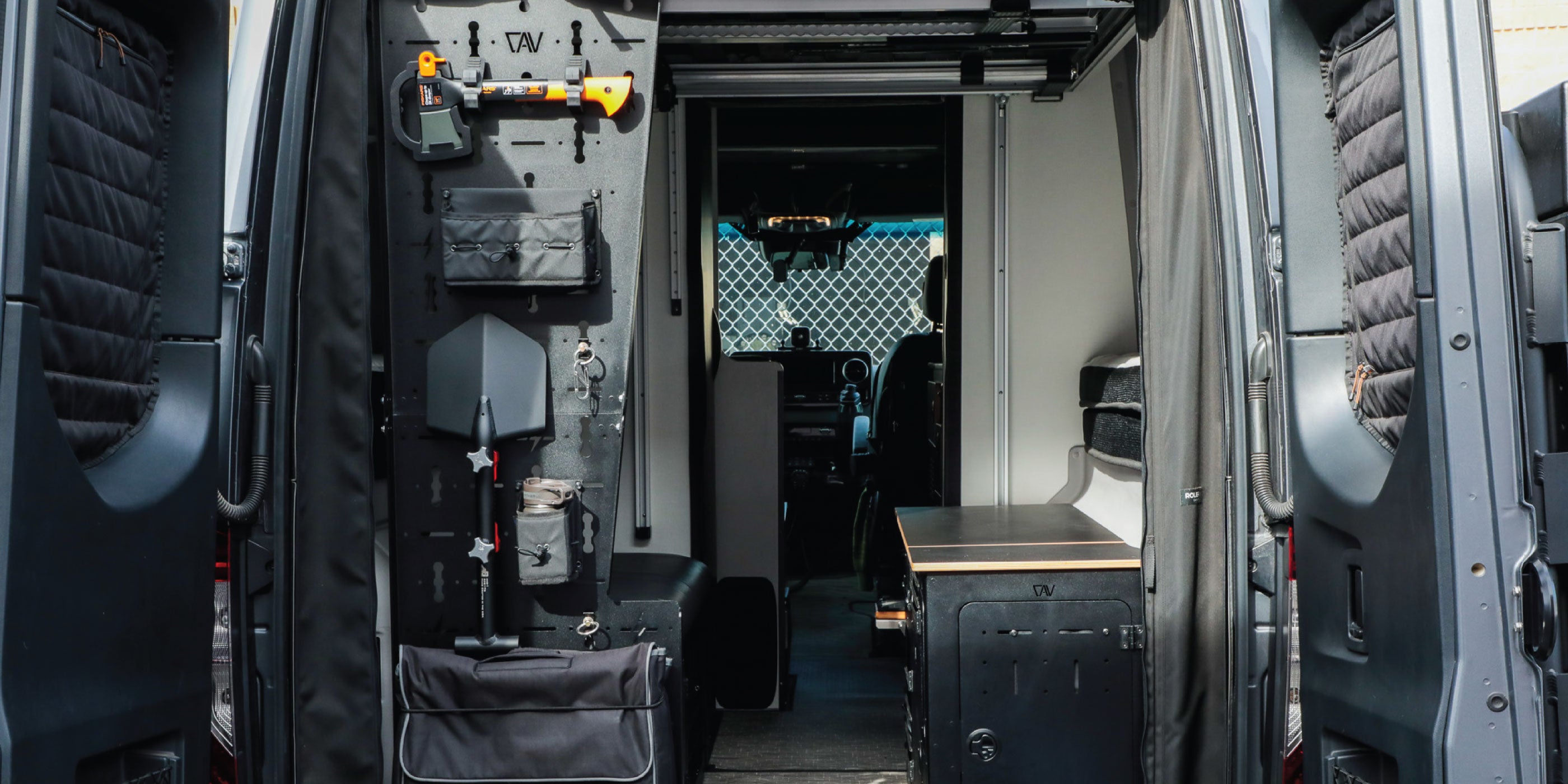 travel vans with slide outs