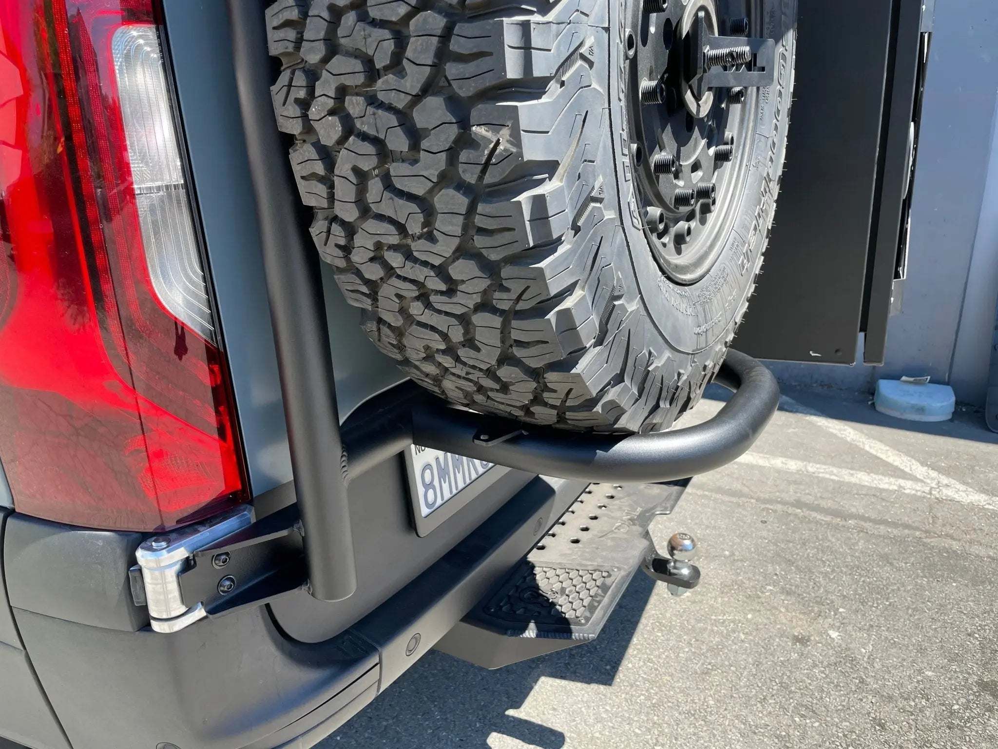 Sprinter Tire Carrier : Expedition (2019+)