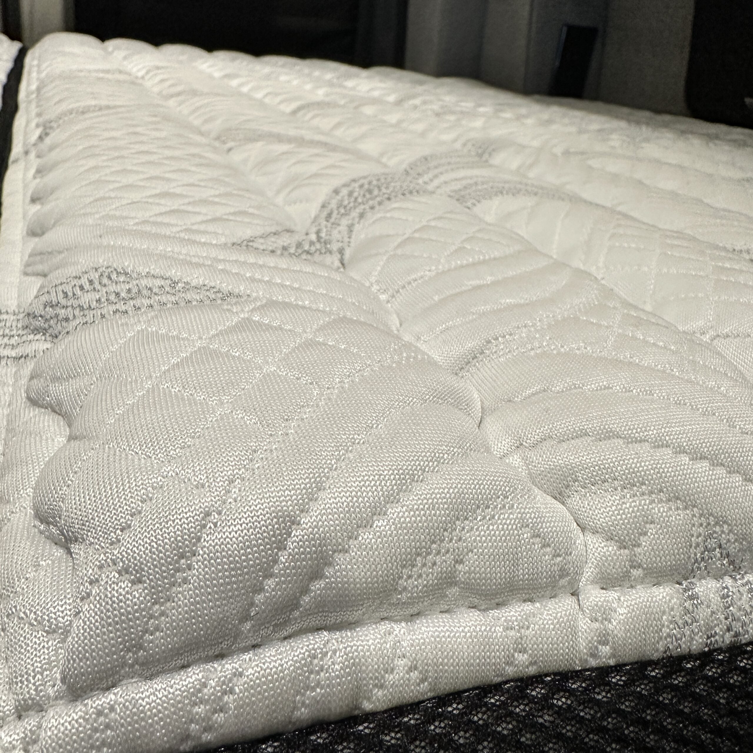 ULTRA Luxe Mattress - Made for the Storyteller Overland Mode LT