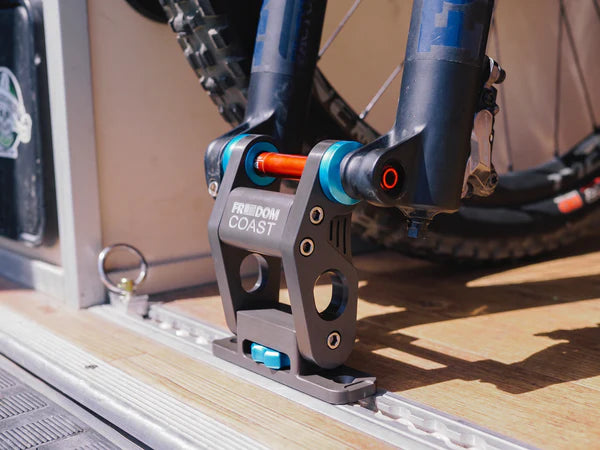 Adjustable Fork Mount Freedom Coast